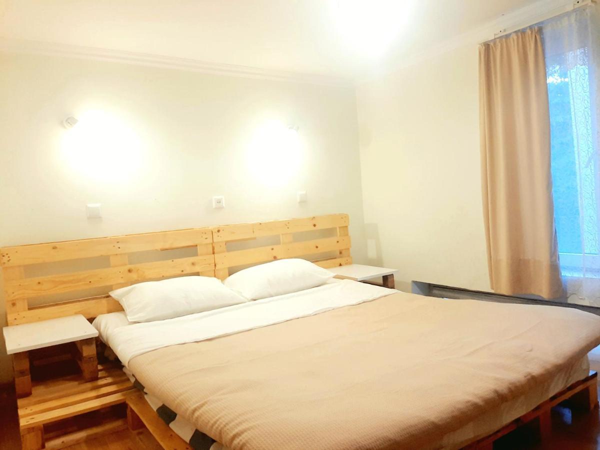 Welcome Guests Tbilisi Luaran gambar